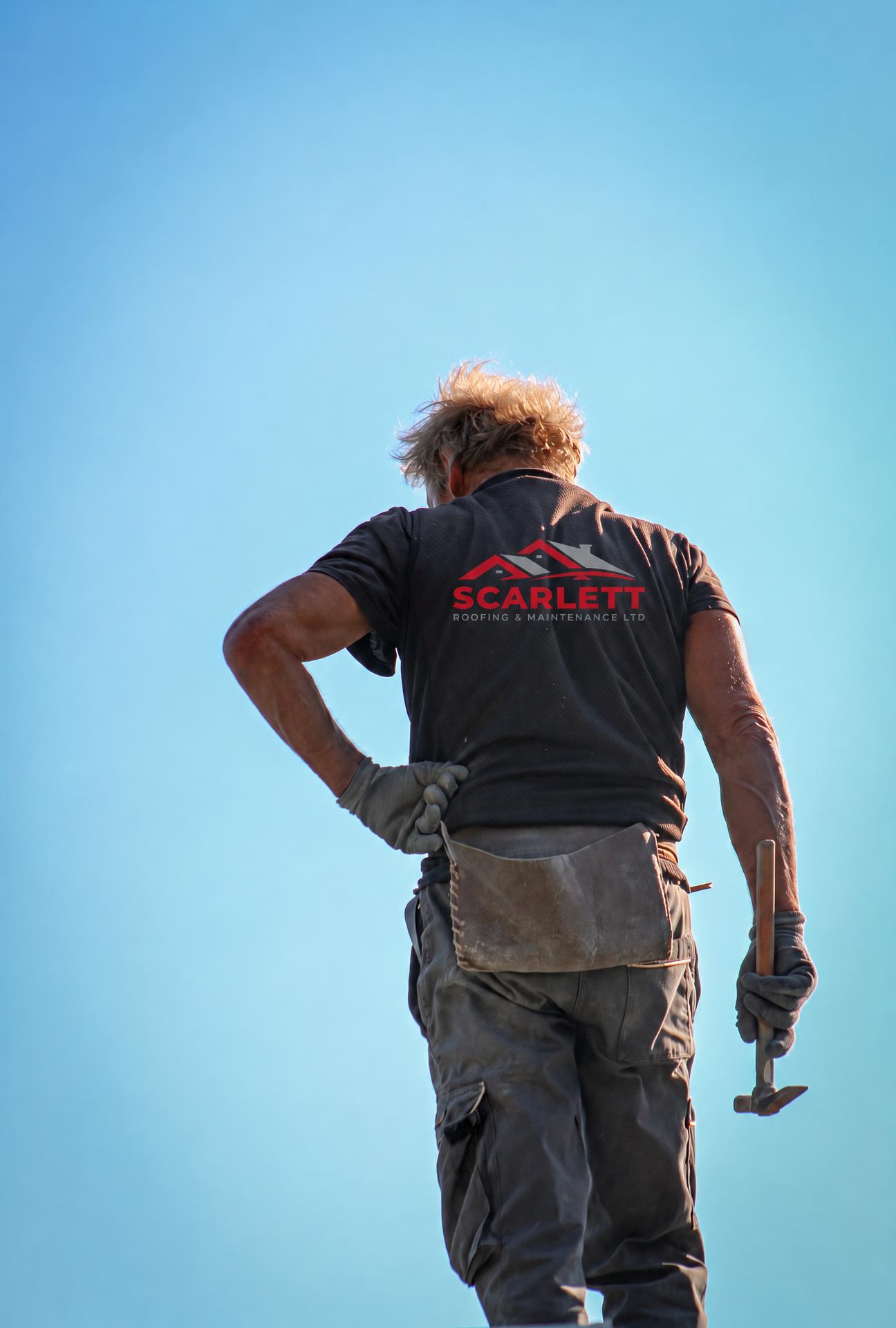 Scarlett Roofing roofer on site